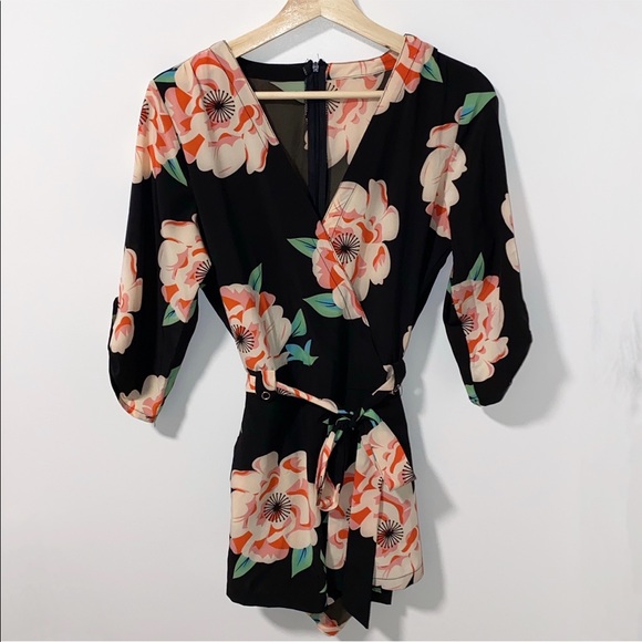 Floral Romper - Picture 1 of 3